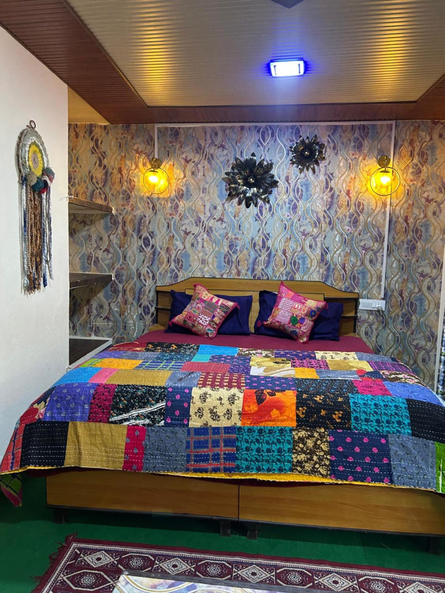Laxmi Narayan Homestay-Harshil Harsil Екстер'єр фото